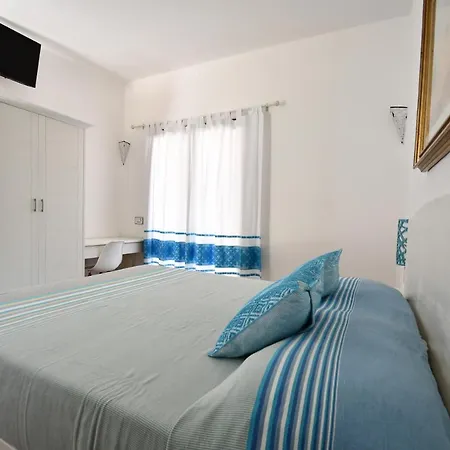 Bed & Breakfast Tenute Efis