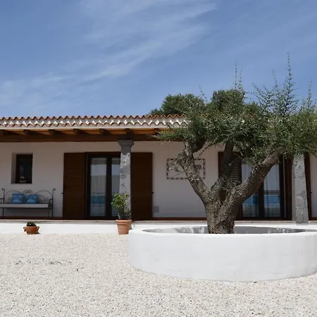 Tenute Efis Bed & Breakfast Galtelli