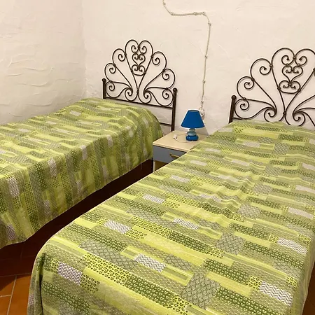 Tenute Efis Bed & Breakfast Galtellì